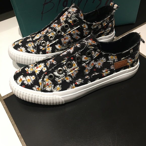 🌻Blowfish sunflower 🌻 Sneaker s - Picture 8 of 14